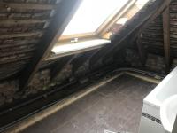 Holz-Dachfenster im Einbau