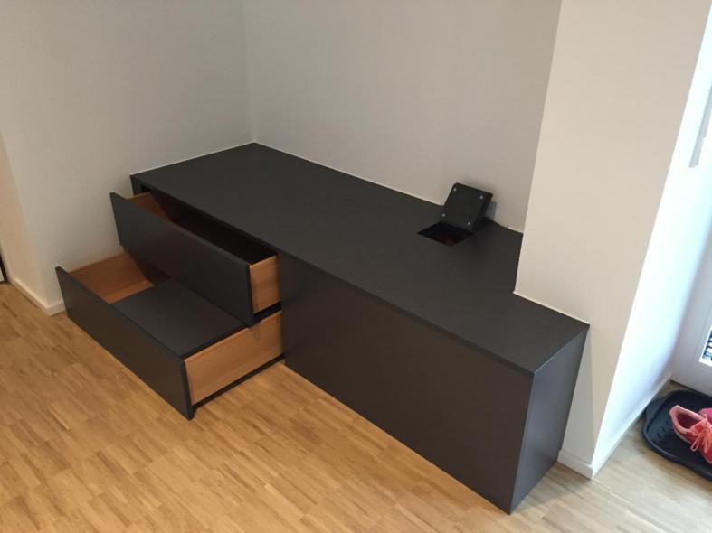 Sitzbank mit Wäschedurchwurf 